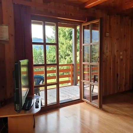 Pod Lasem Chalet *