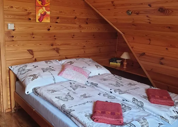 Pod Lasem Шале *