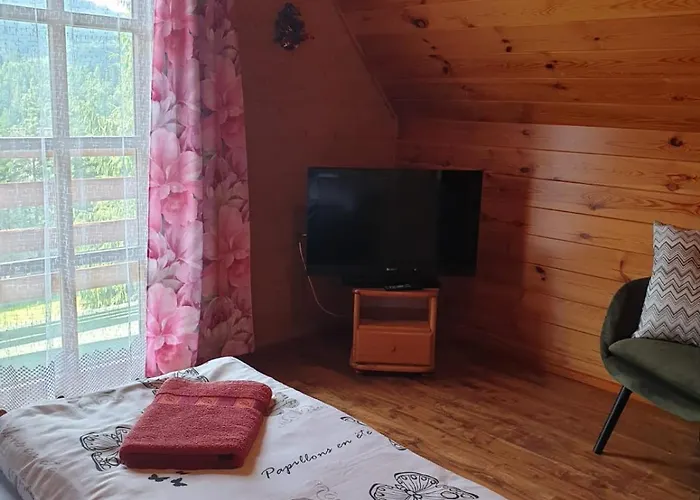 Pod Lasem Бренна